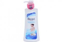 Sữa tắm Biore 530G