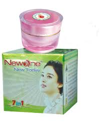 Kem dưỡng trắng trang điểm, phục hồi da 9in1New today 35g